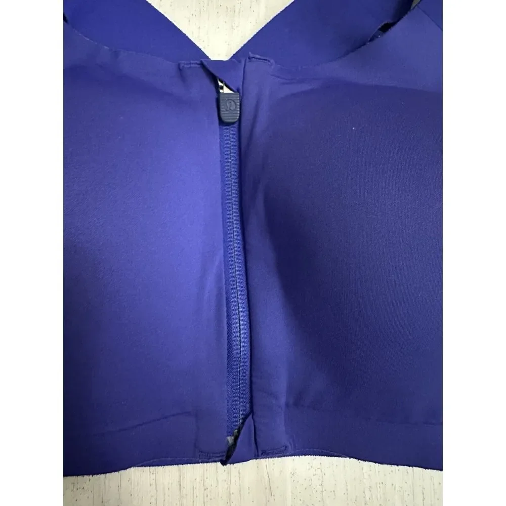 Lululemon Elite‎ Front Zip Sports Bra Sz 36C - Blue